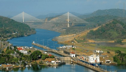 不止巴拿马运河，特朗普野心藏不住了？关键时刻，中方走了一步妙棋 ​