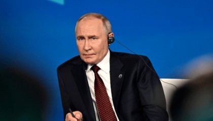 三大消息：普京罕见大骂！外交部正面回应；中方火速喊话避免前往