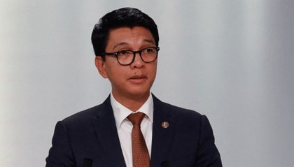 马达加斯加总统称该国有人试图“非法武力夺权”
