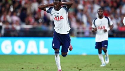 热身赛-哲凯赖什首秀 阿森纳遭中场吊射0-1不敌热刺