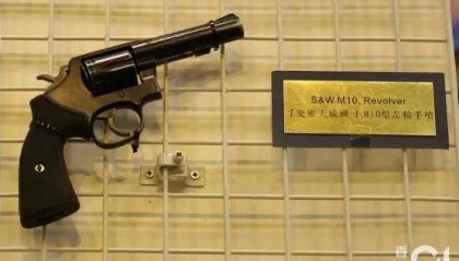 香港警方将换国产手枪