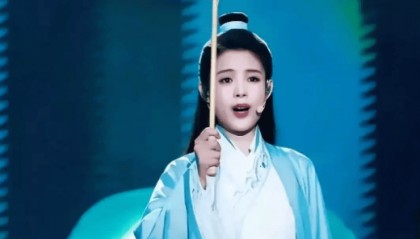 陈丽君为说错话落泪道歉：以后一定让嘴和脑子在同一战线上