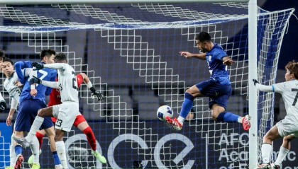 沦为笑柄？解析上海申花为何在亚冠舞台上彻底碾压上海海港