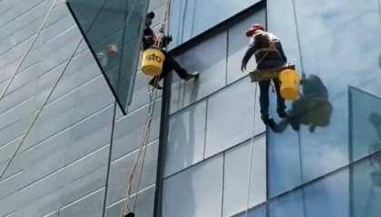 上海蜘蛛人换玻璃 安装玻璃