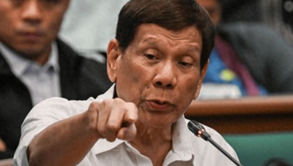 马科斯心腹探视后，杜特尔特昏倒在地板上，海牙拒绝透露任何消息