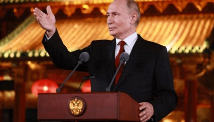 各国贵宾陆续离华，中方有特殊安排，普京没回克宫，朝方领导人留北京