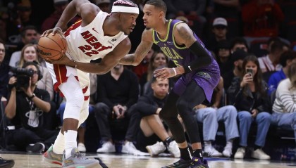 希罗32分墨菲空砍34分 阿德巴约准三双热火送鹈鹕11连败