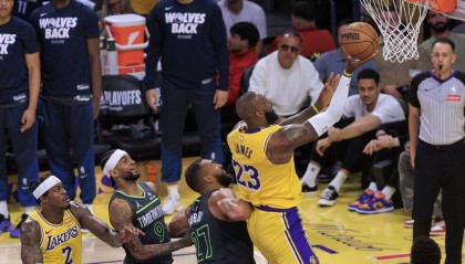 威少怒斥詹眉谎言：湖人内讧升级，未来何去何从？