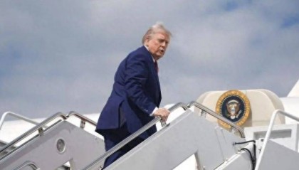 特朗普突然宣布：中美即将握手言和，“关税战”迎来大结局？中方要做好打算