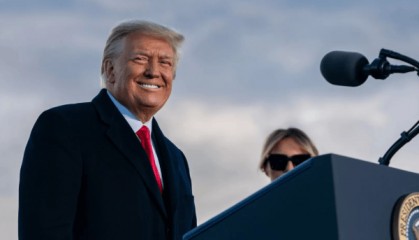 特朗普毫无办法？乌军却迎来大胜！史上首次，俄军突然大规模投降