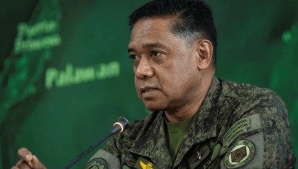 解放军围岛演习，有意外收获？一条“大鱼”突然冒头，不是美日