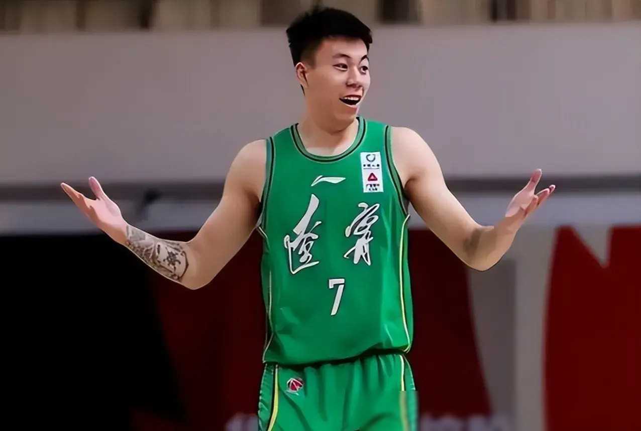 辽宁一波流！辽宁和深圳比赛第三节亮点解析