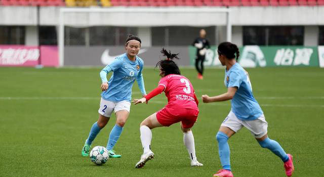 上海女足连续险胜，高仓麻子应该换教练了吗？