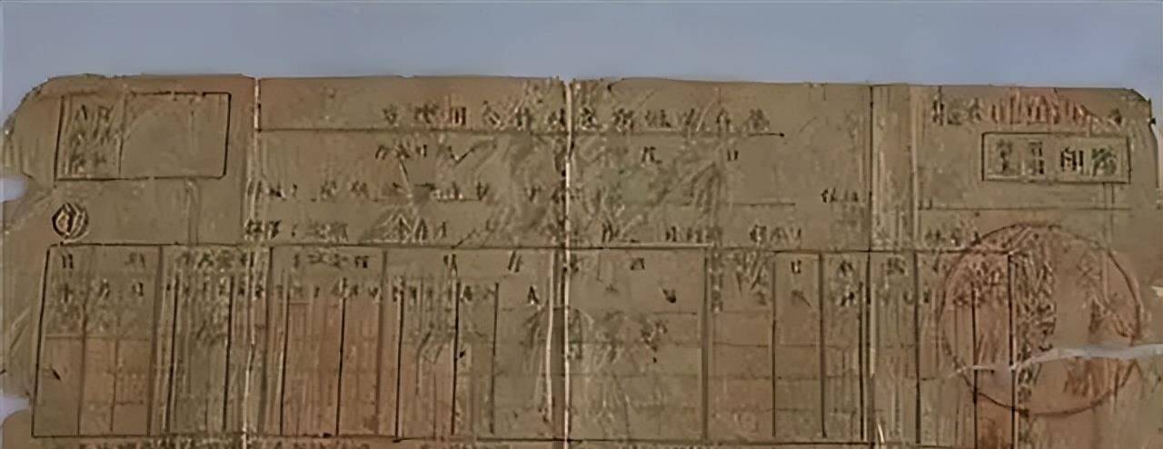 88年河北大爷在银行存了7000块，32年后想取出，银行：钱找不到了