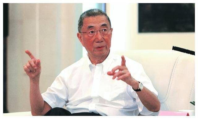 诺贝尔奖得主丁肇中：美籍华裔，却用中文怼美国，为中国赚外汇
