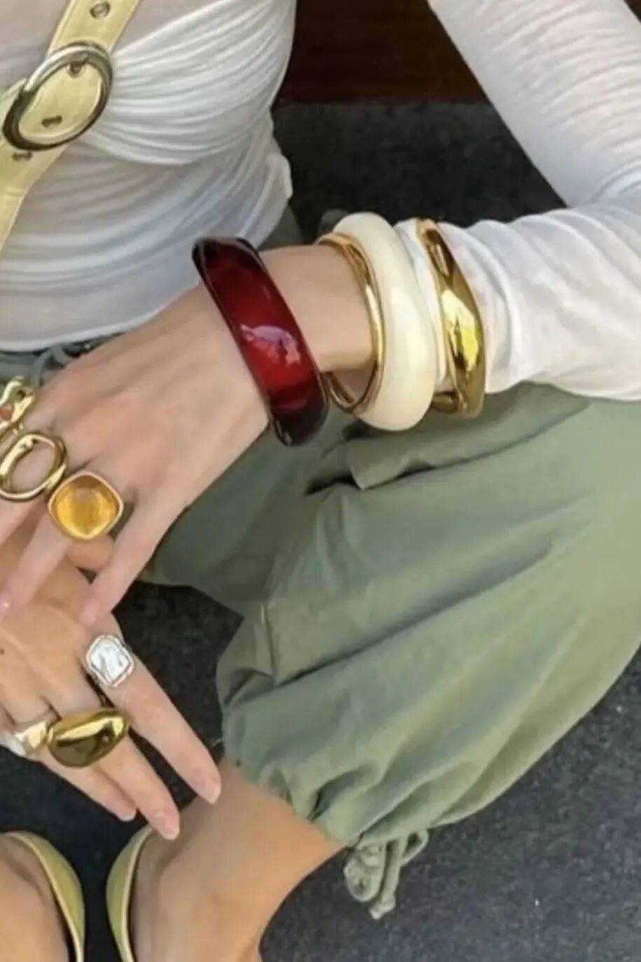 质感女人怎么都在穿这个颜色?