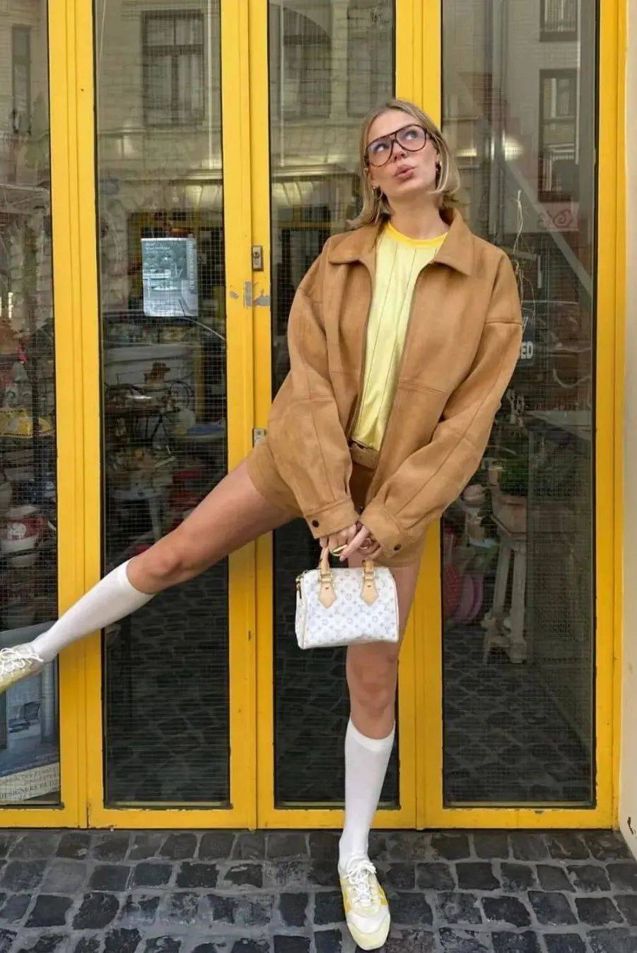 质感女人怎么都在穿这个颜色?