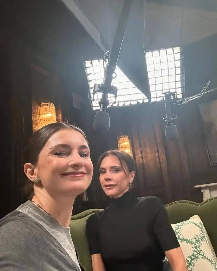 年近四十,二孩妈妈,不骨感不时髦,却成了女魔头接班人