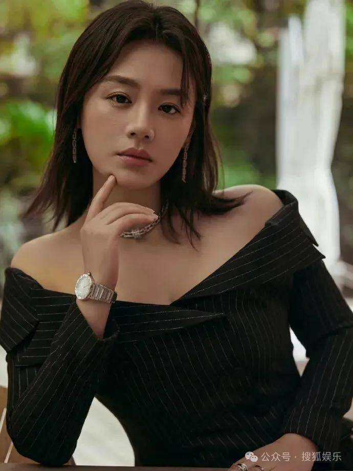 被全网劝分的这对终于分手了?她最近的状态确实肉眼可见的好!