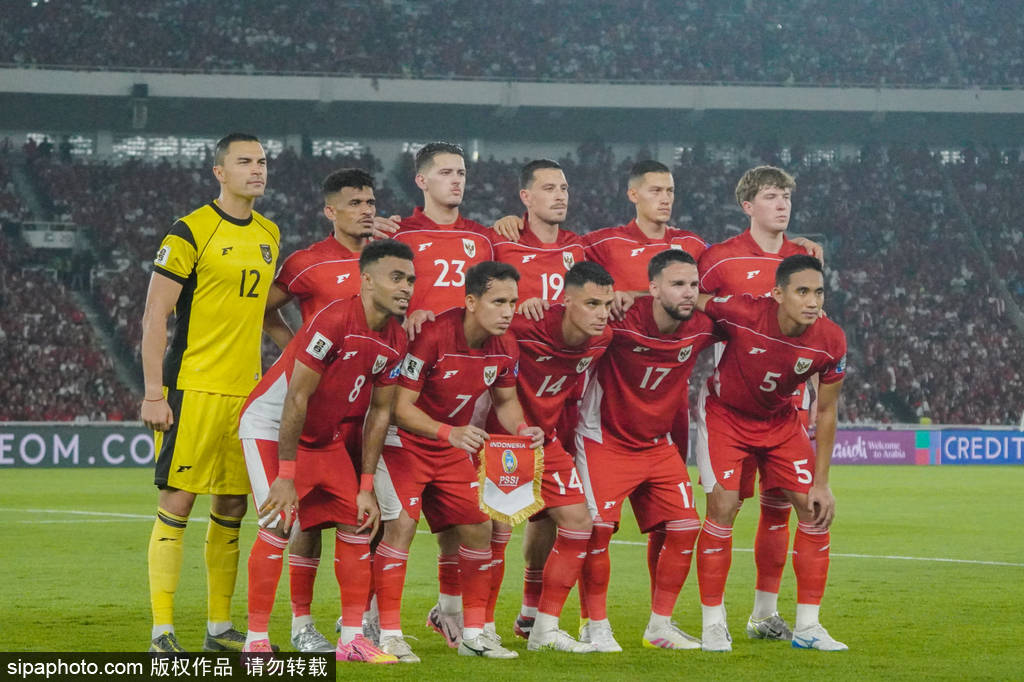 无缘世界杯!印尼两连败出局 球迷要求克鲁伊维特下课