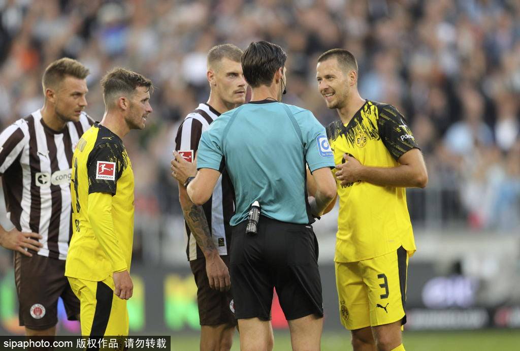 尤文图斯新星布雷默再遭重创:半月板损伤背后的隐忧与未来