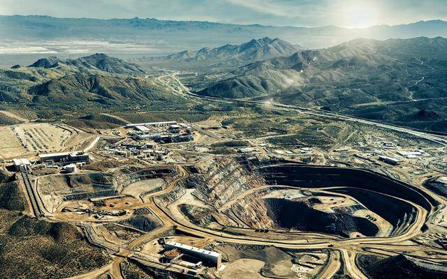 白宫请求跟北京通话，中方已读不回，外交部撂下一句重话