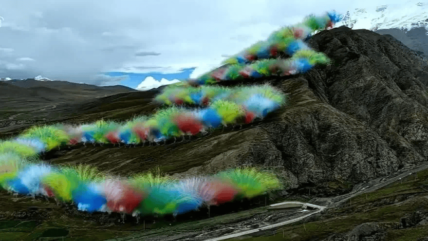 蔡国强烟花秀如何获批?这份调查揭晓答案