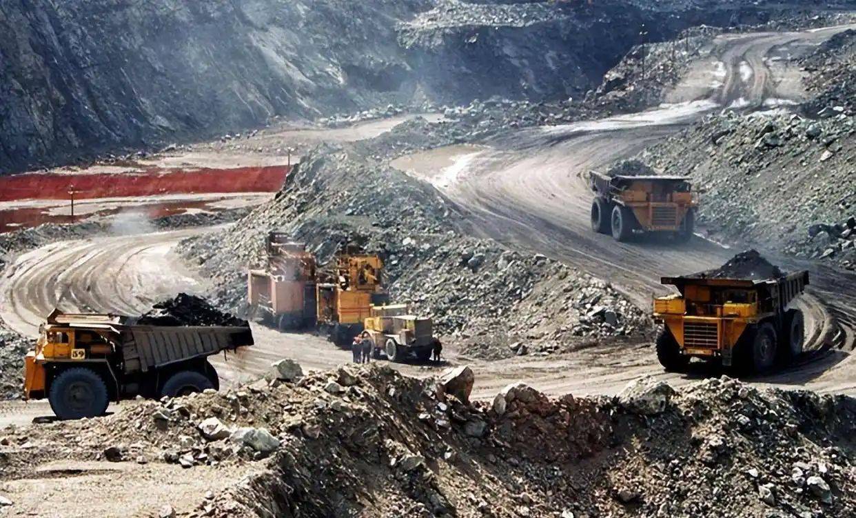 没有稀土，美国就造不出飞机和导弹，一组数据令人恍然大悟