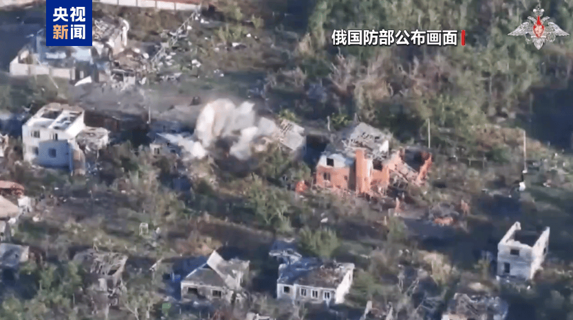 俄称打击乌铁路编组 乌称袭击俄雷达站