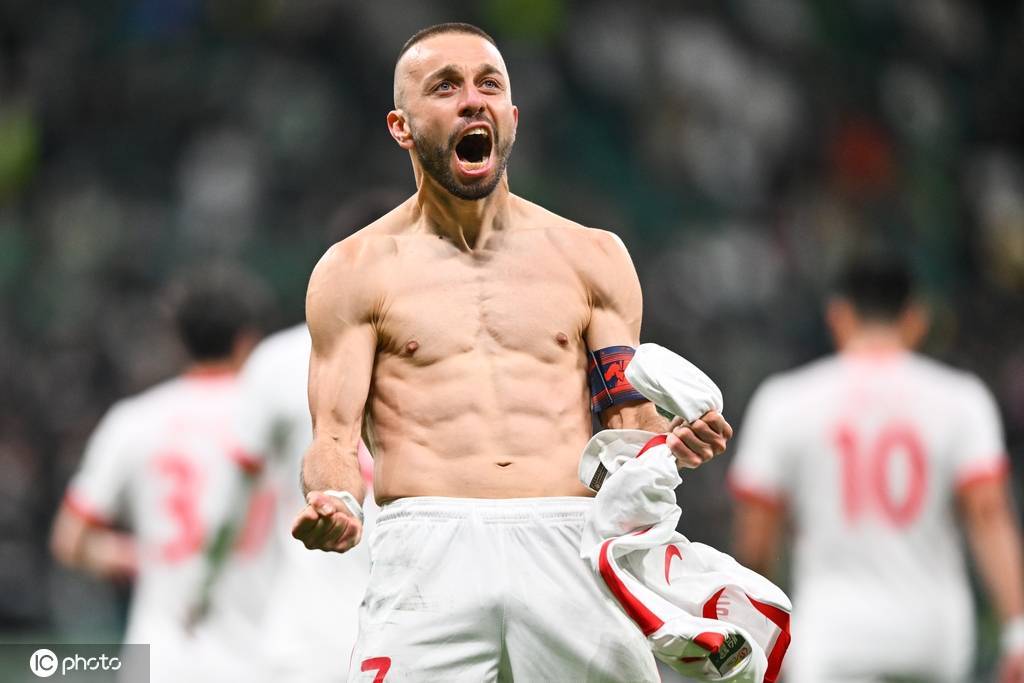 中超最佳阵容：萨里奇戴帽征服工体 瓦科双响领跑射手榜