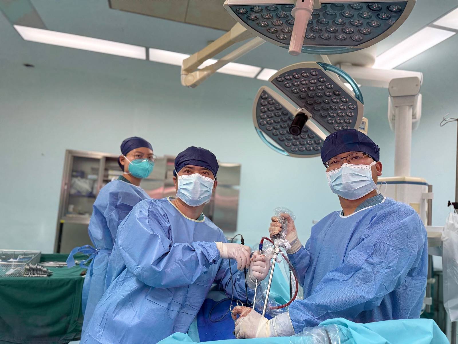 武汉一医院的球形大楼、连廊建筑受关注,院方:是新建的汉江湾院区,实施分区诊疗显得开阔