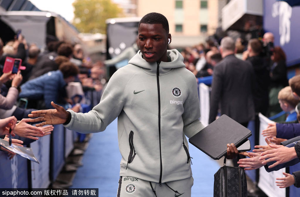 观战台:利物浦战皇马+曼城火拼多特 巴黎拜仁巅峰对决