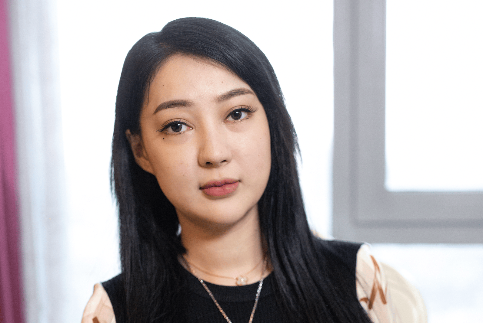 持续炒作炫富拜金等行为,初代网红郭美美微博账号被封